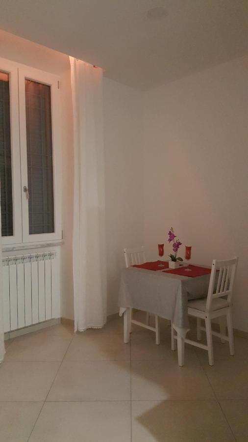 알바노라치알레 Monolocale Turistico Valentini 아파트 외부 사진